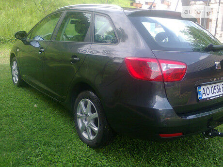 SEAT Ibiza 2011 года