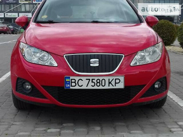 SEAT Ibiza 2010 года