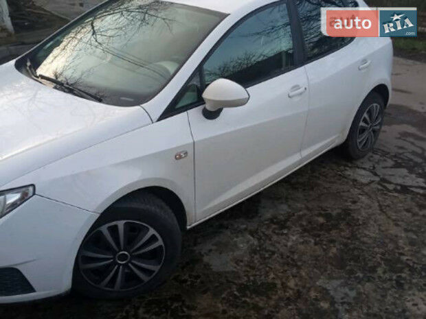 SEAT Ibiza 2010 года