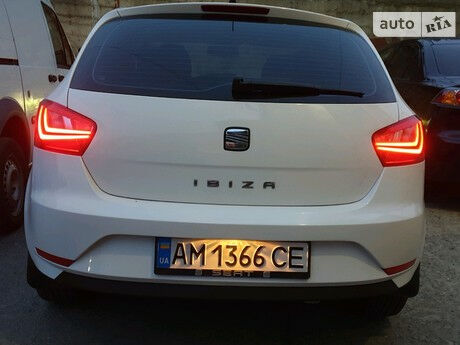 SEAT Ibiza 2013 года