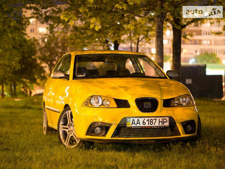 SEAT Ibiza 2008 года