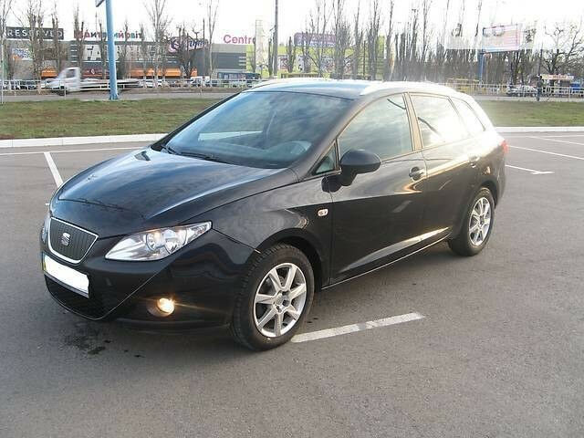 Сеат Ибица 2010 року SEAT Ibiza 2010 року