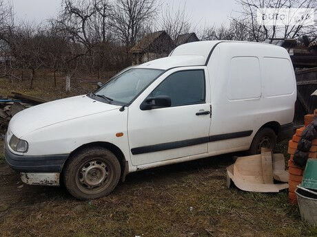 SEAT Inca 2000 року