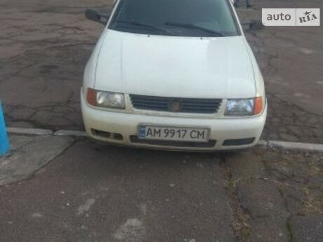 SEAT Inca 1998 року