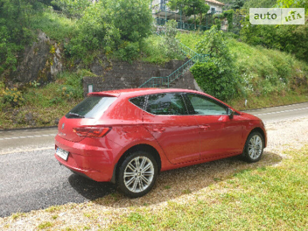 Сеат Леон 2017 года SEAT Leon 2017 года