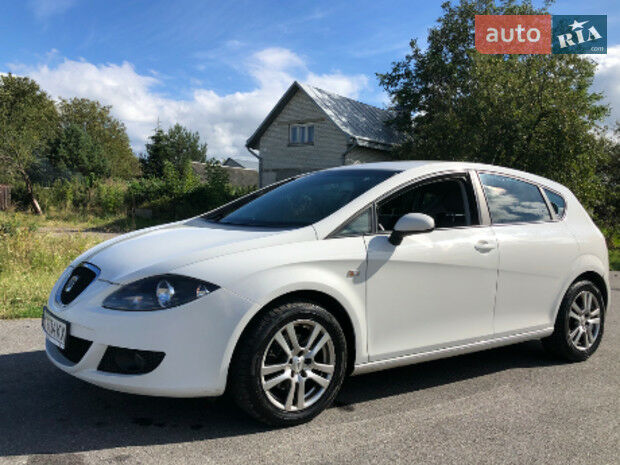 Сеат Леон 2009 року SEAT Leon 2009 року