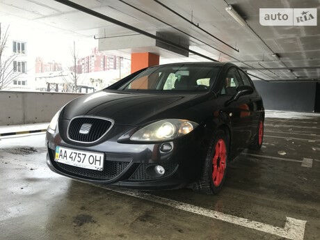Сеат Леон 2007 року SEAT Leon 2007 року
