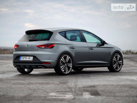 SEAT Leon 2012 года