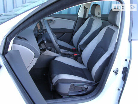 SEAT Leon 2013 года