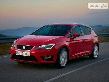 Сеат Леон 2013 года SEAT Leon 2013 года