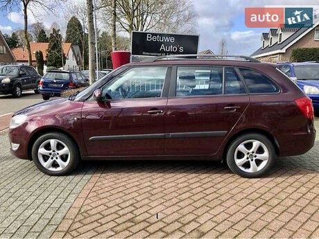 Skoda Fabia Combi 2011 года