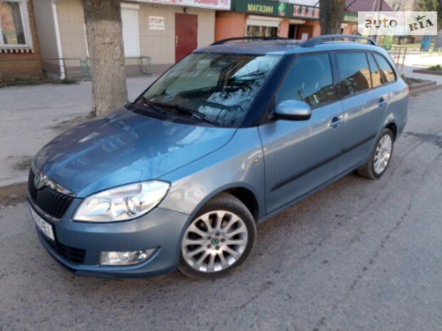 Skoda Fabia 2011 року