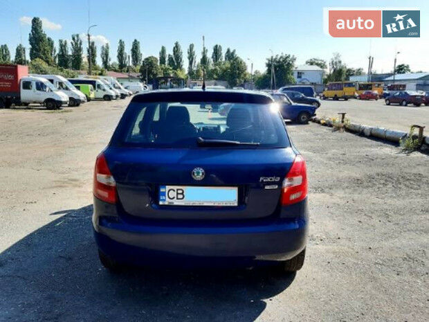Skoda Fabia 2011 года