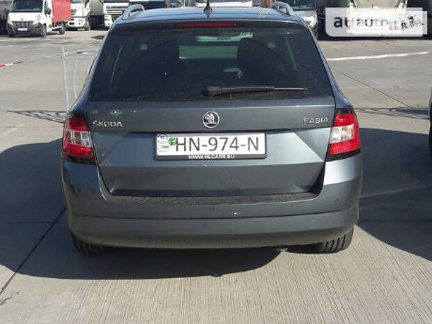 Skoda Fabia 2015 года