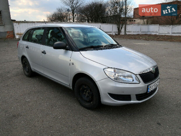 Skoda Fabia 2011 года