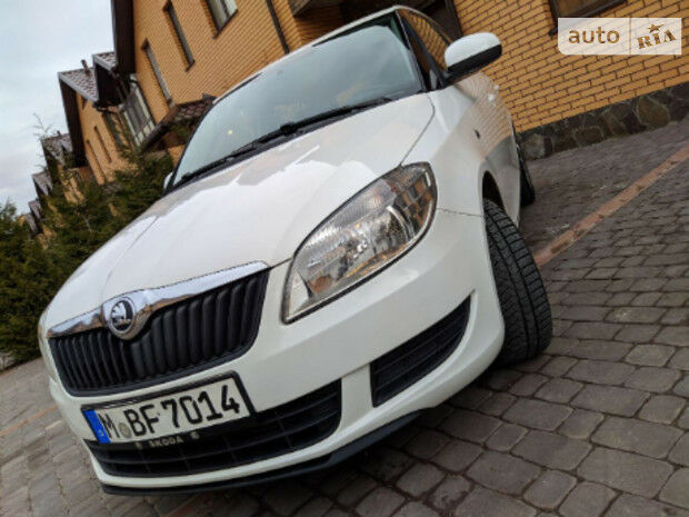 Skoda Fabia 2014 року