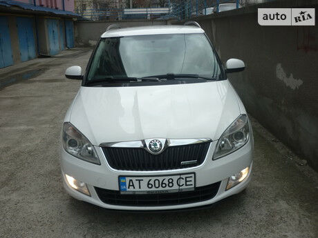 Skoda Fabia 2012 року