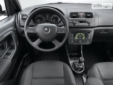 Skoda Fabia 2012 года