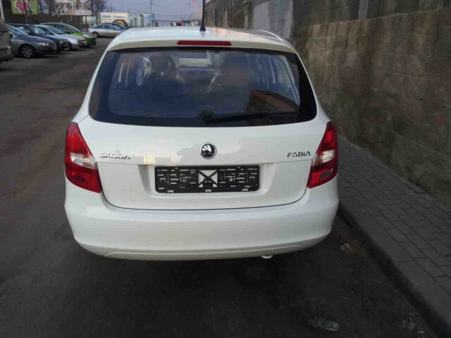 Skoda Fabia 2013 года