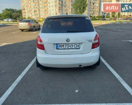 Skoda Fabia 2008 року - Фото 2 автомобіля