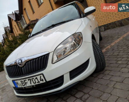 Skoda Fabia 2014 року - Фото 2 автомобіля