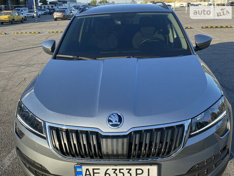 Шкода Karoq 2021 года Skoda Karoq 2021 года