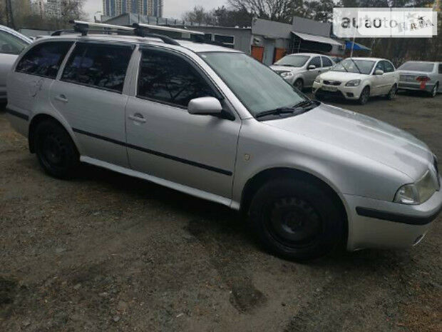 Skoda Octavia Combi 2004 года