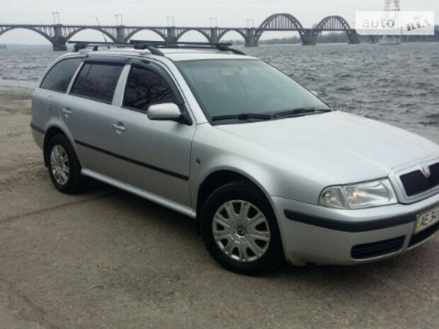 Skoda Octavia Tour Combi 2008 года