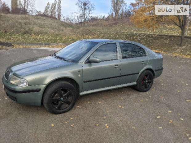 Skoda Octavia Tour 2002 року