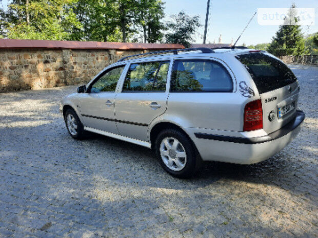 Skoda Octavia Tour 2005 года