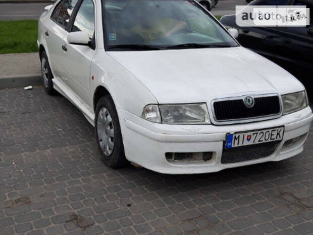 Skoda Octavia Tour 2000 года