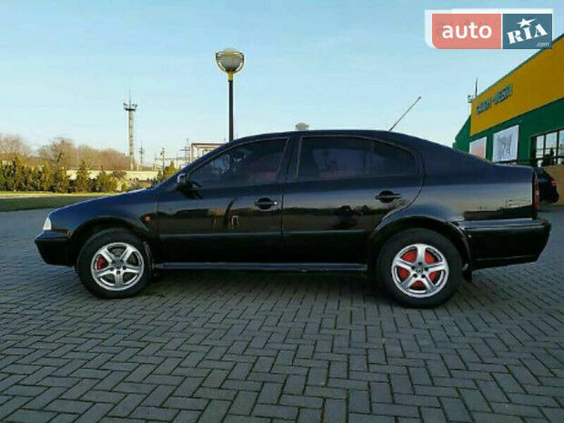 Skoda Octavia Tour 1999 года