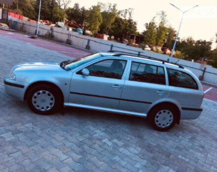 Skoda Octavia Tour 2010 года - Фото 1 авто