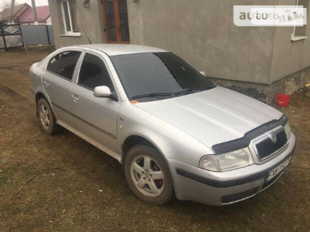 Skoda Octavia 2000 року