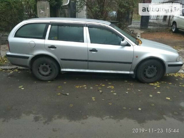 Skoda Octavia 1999 року