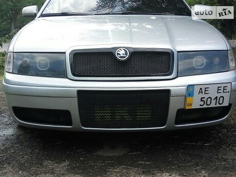 Шкода Октавия 2003 года Skoda Octavia 2003 года