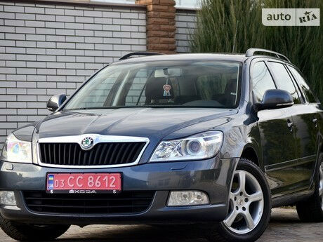Шкода Октавия 2010 року Skoda Octavia 2010 року