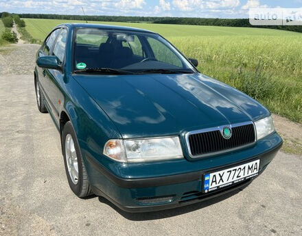 Фото на відгук з оцінкою 4.6   про авто Skoda Octavia 1998 року випуску від автора “Віктор Іванів” з текстом: Всім привіт, машинка просто бомба, надійна, невибаглива, економічна, дешева в ремонті, тримаєтся ...