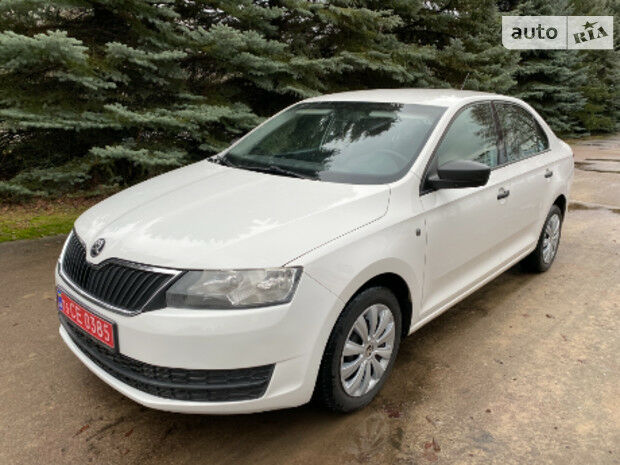 Skoda Rapid 2015 року