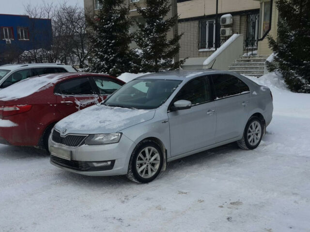Шкода Рапид 2019 року Skoda Rapid 2019 року