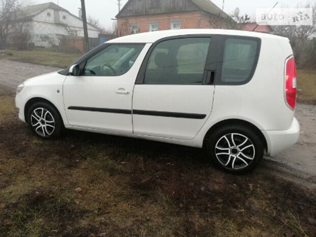 Skoda Roomster 2011 року