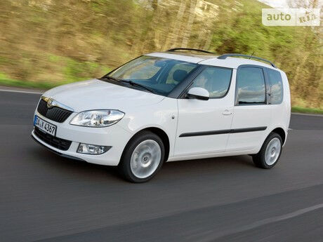 Шкода Румстер 2008 года Skoda Roomster 2008 года