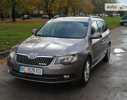 Skoda SuperB Combi 2013 года