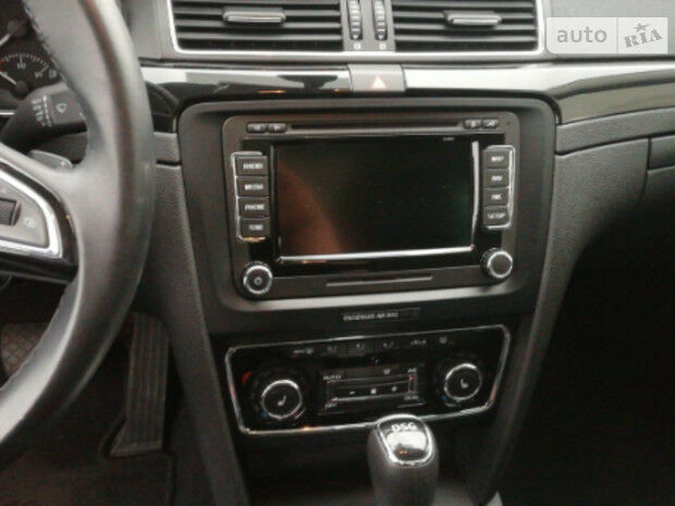 Шкода Суперб 2014 года Skoda SuperB 2014 года