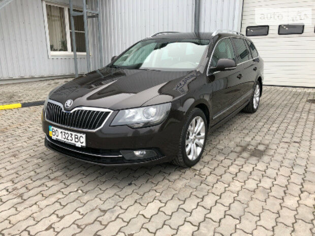 Skoda SuperB 2013 року