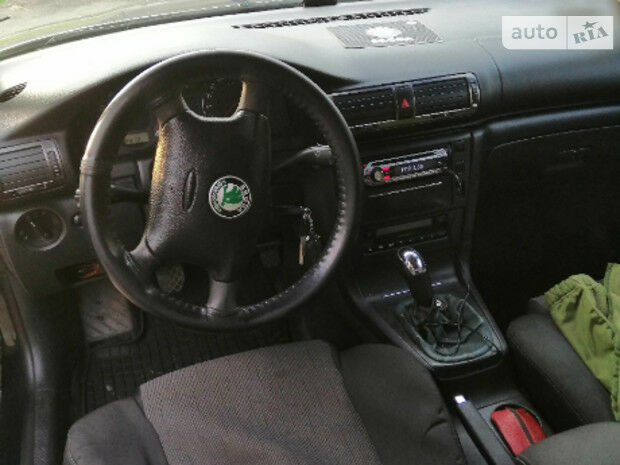 Skoda SuperB 2004 года