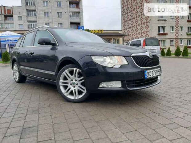 Skoda SuperB 2012 года