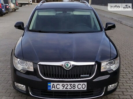 Skoda SuperB 2011 року