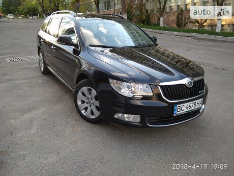 Skoda SuperB 2011 року