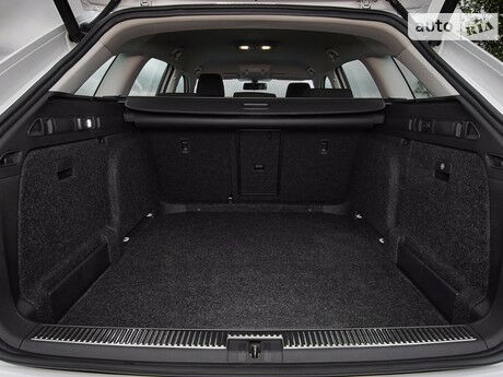 Шкода Суперб 2008 года Skoda SuperB 2008 года